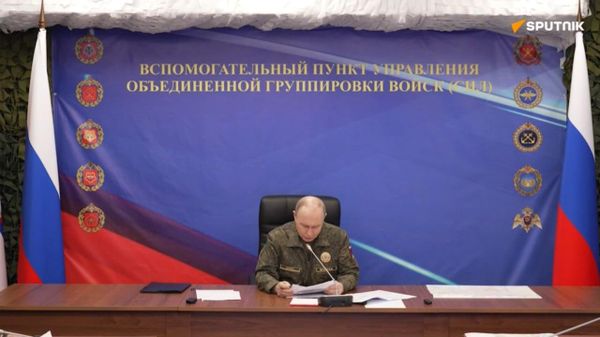 Les unités des forces armées ukrainiennes tentent de tenir leurs positions, mais sous la pression, elles sont contraintes de battre en retraite et subissent de lourdes pertes, déclare Poutine - Sputnik Afrique