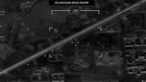 L'Africa Corps russe dévoile une vidéo de l'opération militaire aérienne menée avec l'armée malienne le 4 juillet - Sputnik Afrique