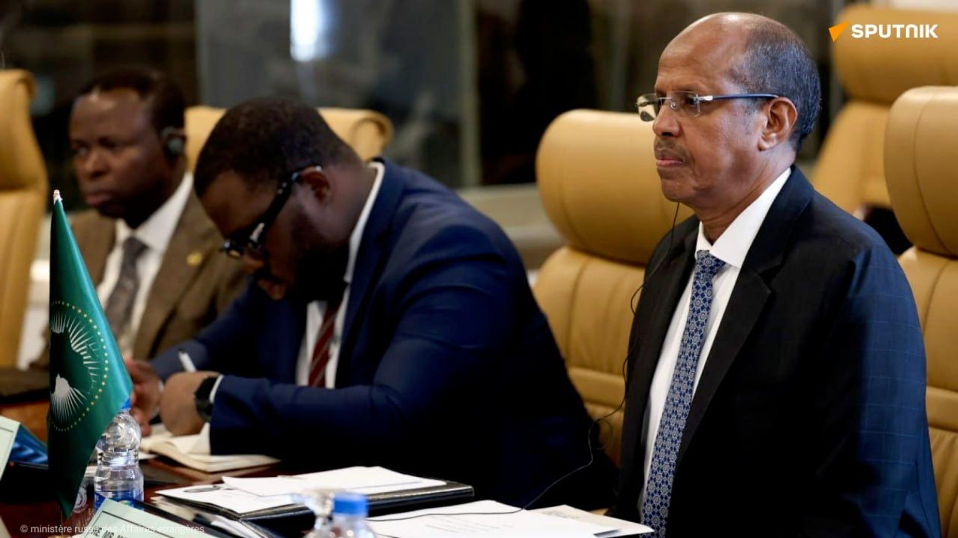 Vers un partenariat polyvalent approfondi entre la Russie et l'UA: points clés de la conférence de presse tenue par Sergueï Lavrov et Mahmoud Ali Youssouf à Addis-Abeba Vers un partenariat polyvalent approfondi entre la Russie et l'UA: points clés de la conférence de presse tenue par Sergueï Lavrov et Mahmoud Ali Youssouf à Addis-Abeba - Sputnik Afrique, 1920, 07.07.2026