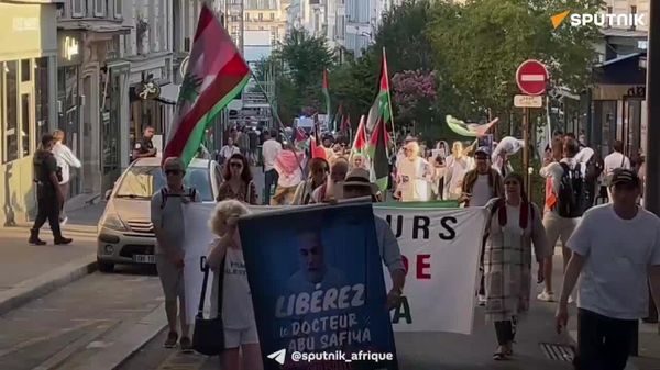 1007 jours de génocide à Gaza: une marche blanche à Paris - Sputnik Afrique