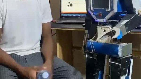 Voice-Activated Robot: Nigerian Maker's Ingenious Creation Goes Viral - Sputnik Africa