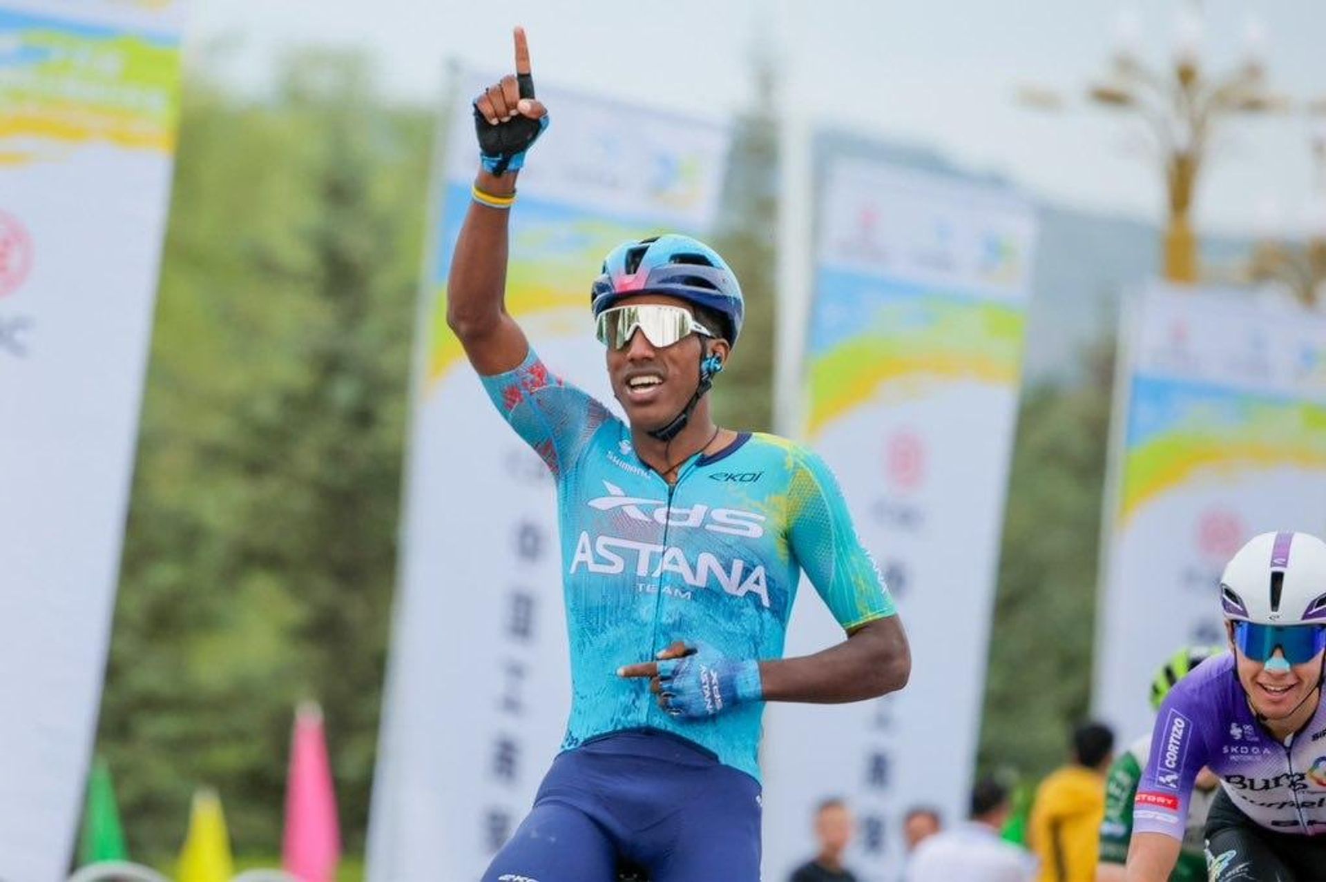 Eritrean Cyclist Wins Latest Stage of Chinese Professional Race in Sea of Golden Flowers - Sputnik Africa, 1920, 13.07.2026