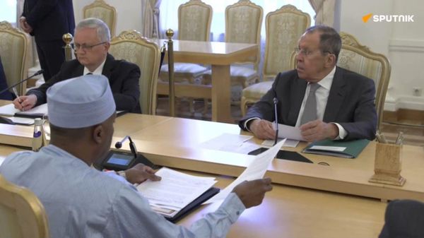 La Russie et le Tchad signeront un accord sur l'annulation des visas pour les passeports diplomatiques et de service - Lavrov - Sputnik Afrique