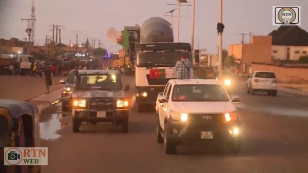 Le Niger accueille un convoi de camions transportant des équipements et du matériel de construction en provenance d’Algérie — médias - Sputnik Afrique