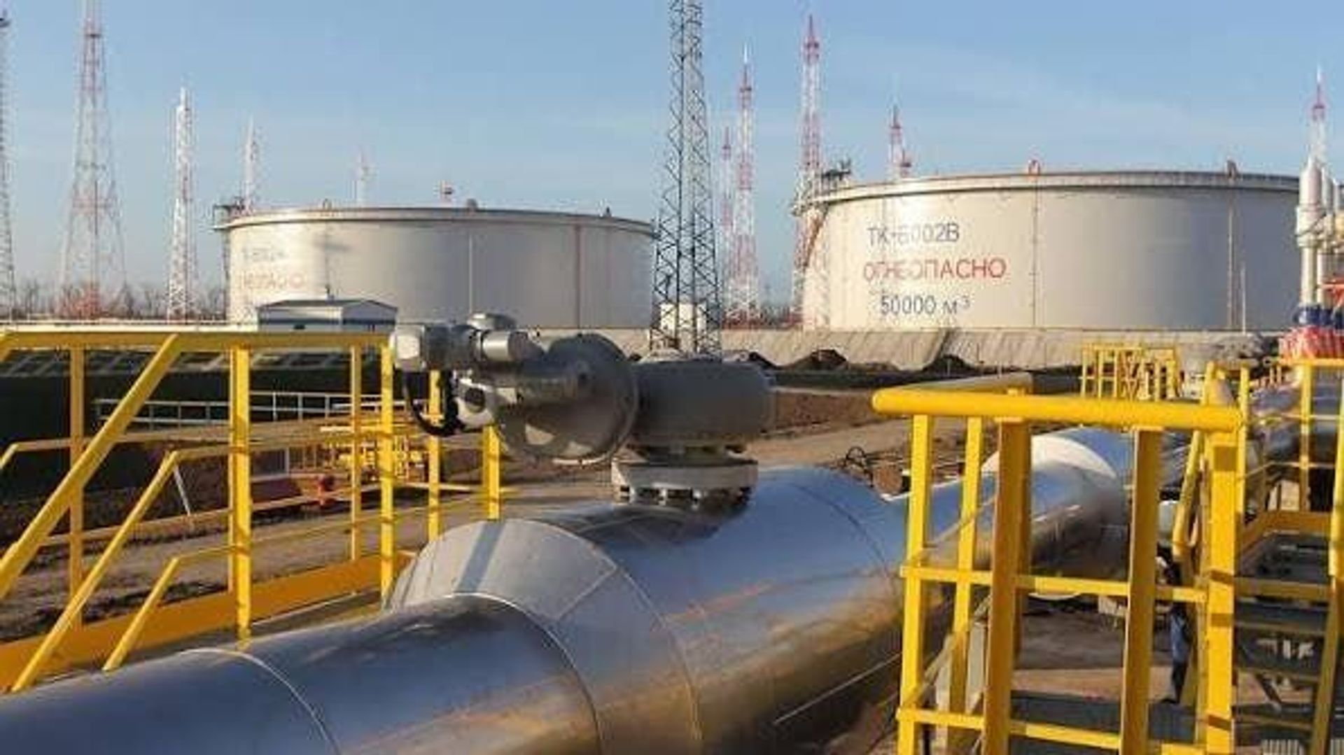 Nouvelle attaque contre des pétroliers dans les eaux russes de la mer Noire: Moscou accuse Kiev Nouvelle attaque contre des pétroliers dans les eaux russes de la mer Noire: Moscou accuse Kiev - Sputnik Afrique, 1920, 20.07.2026