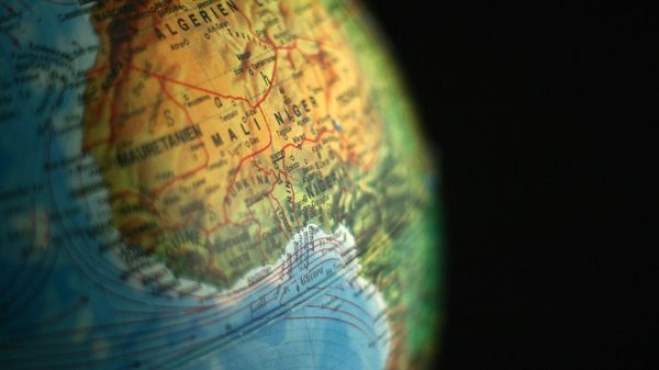 Développement de l'Afrique: simple slogan ou véritable enjeu? - Sputnik Afrique