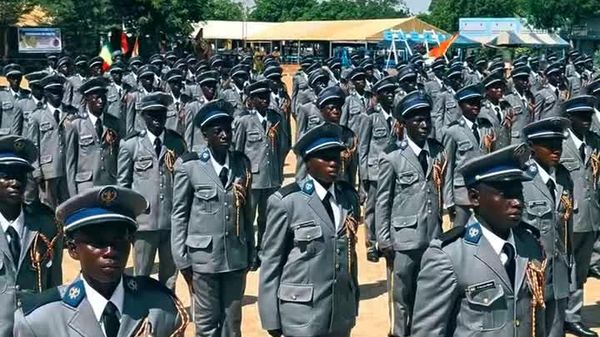 L'armée burkinabè renforcée par 520 nouveaux sergents - la Défense - Sputnik Afrique