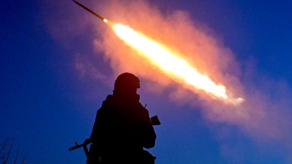 Combat operations of the Grad MLRS of the Tsentr group of forces in the North-Eastern Military District zone - Sputnik Africa