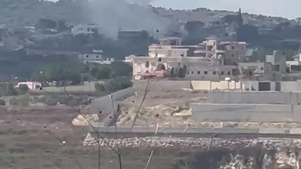 Une explosion effectuée par l'armée israélienne à Hadatha, au sud du Liban - Sputnik Afrique