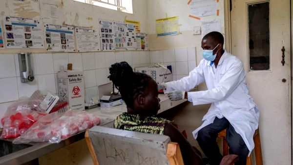 Ebola-Free: Uganda Declares End to Outbreak - Sputnik Africa
