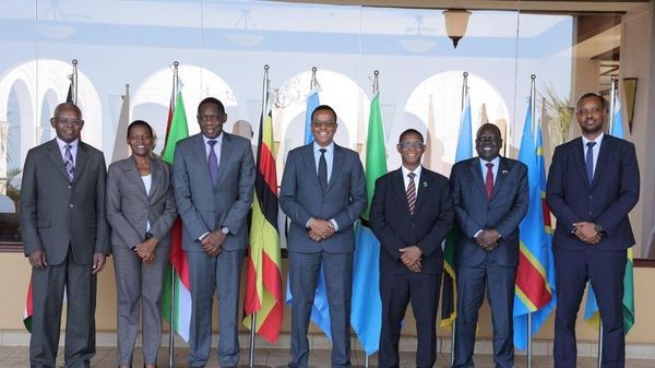 EAC 'Single Currency Could Become Major Catalyst for Regional Economic Growth:' Tanzanian Political Analyst - Sputnik Africa