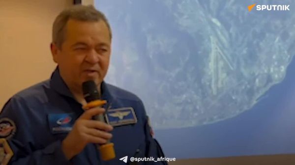 Un cosmonaute russe partage son expérience lors d'une table ronde spatiale internationale à Addis-Abeba - Sputnik Afrique