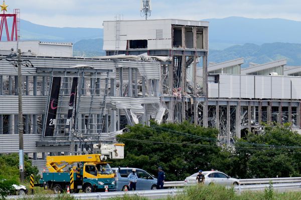 Un centre commercial est endommagé par un puissant séisme sur l'île japonaise de Kyushu. - Sputnik Afrique