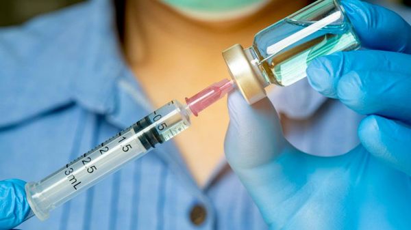 Russia administers first personalized mRNA cancer vaccine to melanoma patient - Sputnik Africa