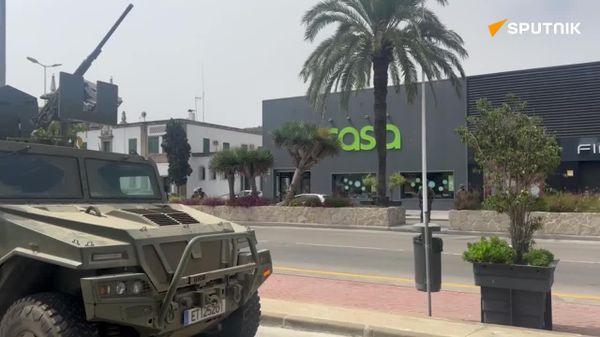 L'armée place des installations stratégiques à Ceuta sous surveillance en raison de la crise migratoire actuelle - Sputnik Afrique