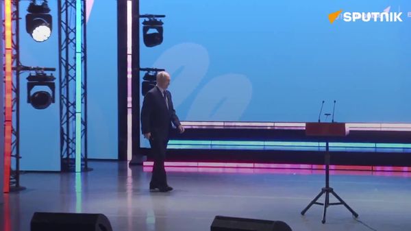 Putin Flaunts Wonderful Football Skills With Absolute Ease - Sputnik Africa