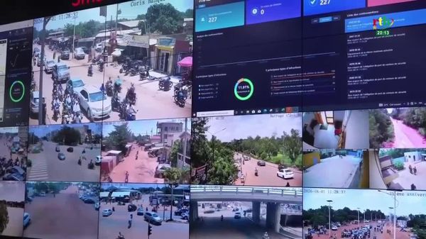Sécurité routière: la capitale burkinabè lance la vidéo-verbalisation - Sputnik Afrique
