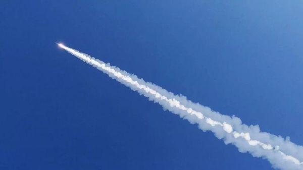 La Russie a lancé une frappe massive contre des cibles à Kiev et dans sa région dans la nuit - Sputnik Afrique