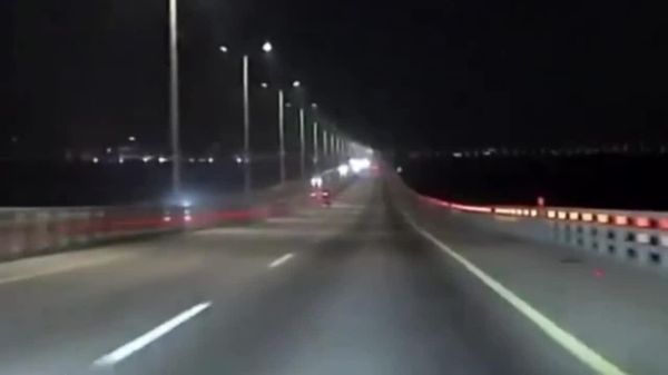 Saudi Man Sacrifices Car to Prevent Crash After Driver Loses Consciousness - Sputnik Africa