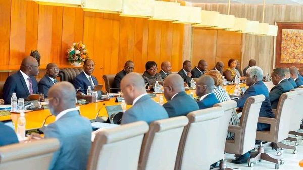 Le gouvernement ivoirien valide des accords avec la BOAD de plus de 101 milliards de FCFA pour plusieurs projets - Sputnik Afrique