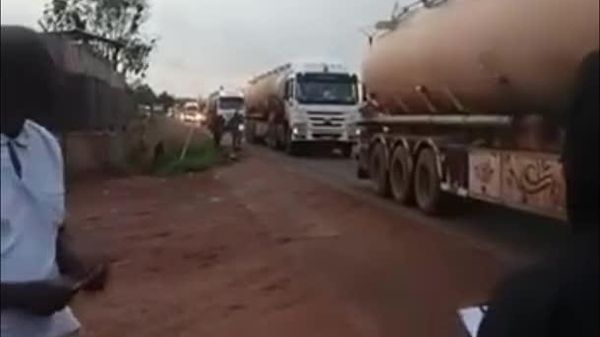 Au Mali, Bamako reçoit un nouveau convoi de 840 camions-citernes - direction générale du commerce - Sputnik Afrique