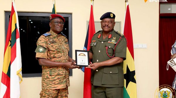 Le Ghana et le Burkina Faso signent un accord sécuritaire - Sputnik Afrique
