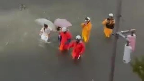 Floods in Japan Kill 10 People, Leave Thousands Stranded - Sputnik Africa