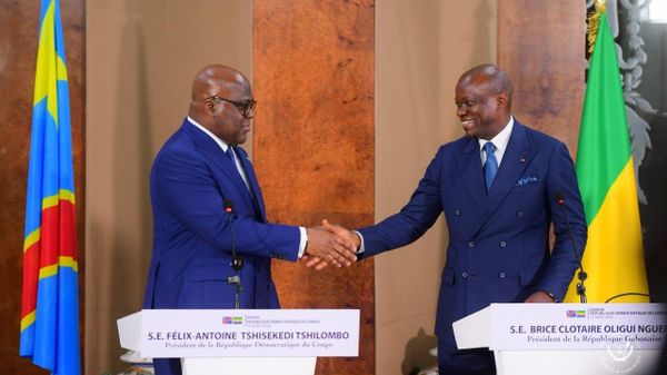 La RDC et le Gabon signent un accord d'exemption réciproque de visa – officiel - Sputnik Afrique
