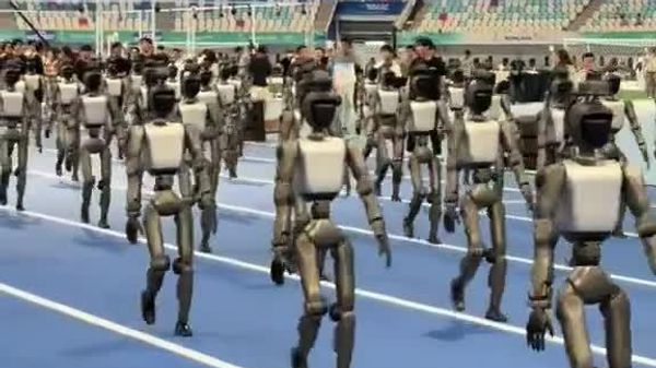 Pékin s'apprête à accueillir les 2es Jeux mondiaux de robots humanoïdes - Sputnik Afrique
