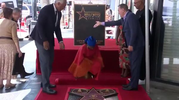 La célèbre chanteuse béninoise Angélique Kidjo inaugure son étoile à Hollywood - Sputnik Afrique