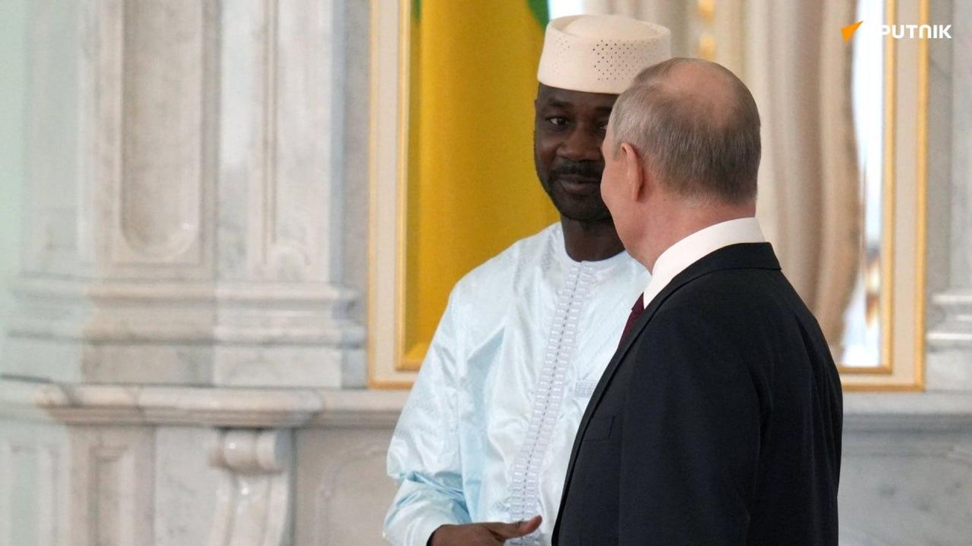 Coordonner les efforts pour assurer la stabilité dans la région saharienne-sahélienne: Poutine s'est entretenu par téléphone avec le Président du Mali Coordonner les efforts pour assurer la stabilité dans la région saharienne-sahélienne: Poutine s'est entretenu par téléphone avec le Président du Mali - Sputnik Afrique, 1920, 19.08.2026