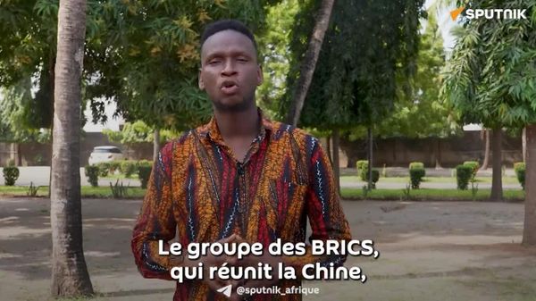 Les BRICS offrent à l'Afrique la possibilité de réduire sa dépendance vis-à-vis de l'Occident, selon un analyste tanzanien - Sputnik Afrique