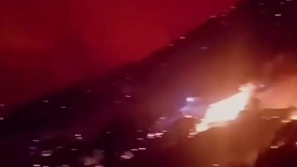 12 morts et 54 blessés dans les incendies qui frappent l’Algérie - Sputnik Afrique
