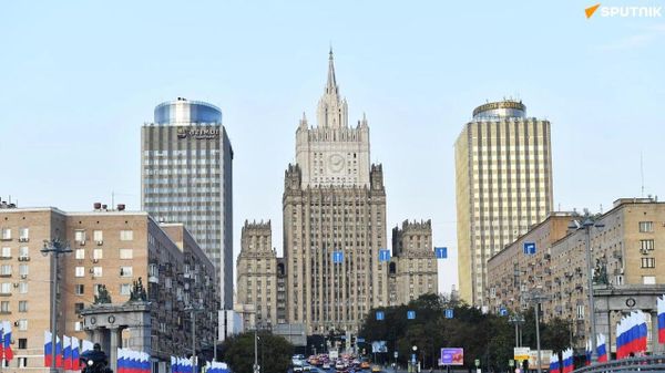 Paris ne répugne pas à soutenir les terroristes pour prendre sa revanche en Afrique, selon Moscou - Sputnik Afrique