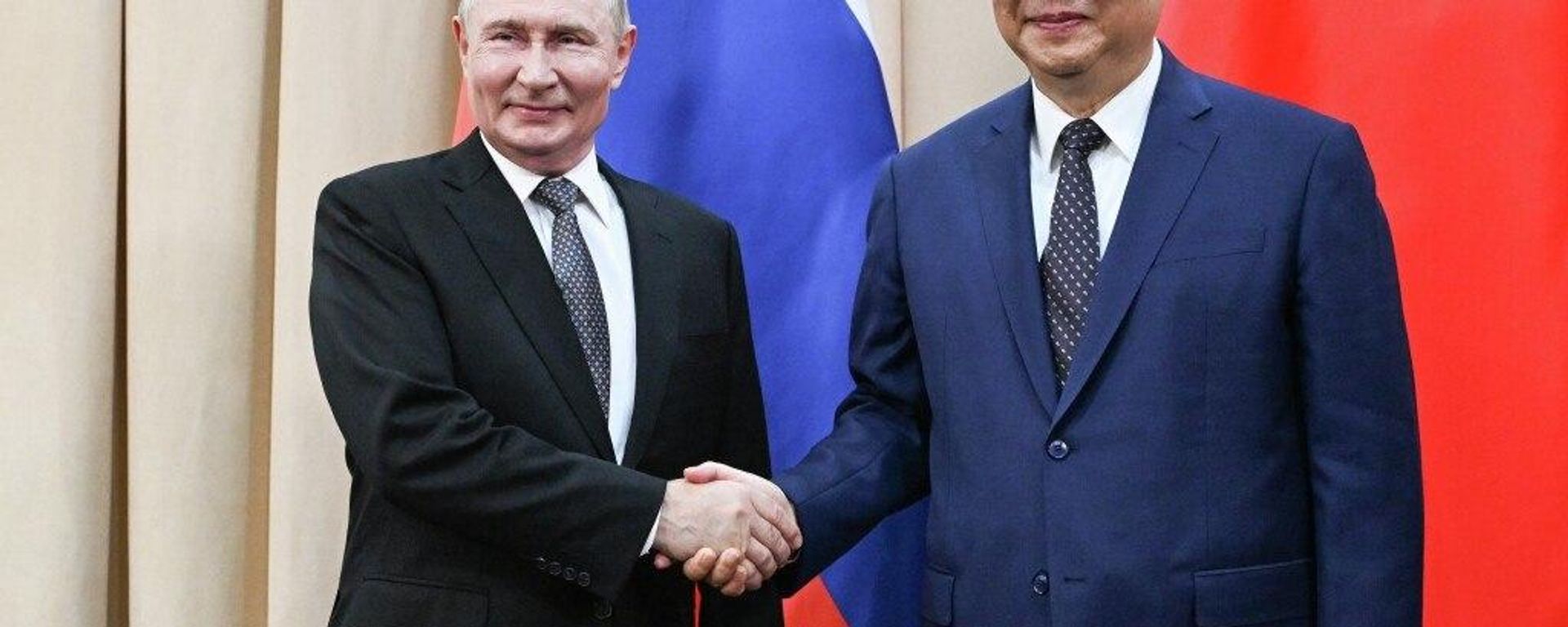 Possibility of Trilateral Summit With Trump at APEC Discussed During Putin-Xi Meeting: Presidential Aide Ushakov - Sputnik Africa, 1920, 01.09.2026