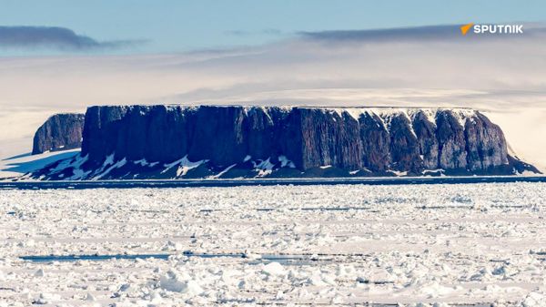 La fonte des glaces redessine la carte de l'Arctique russe tout en promettant un réel avantage stratégique - Sputnik Afrique