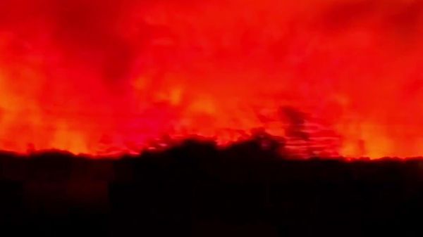 Des incendies à Antalya, en Turquie, dévorent les forêts - Sputnik Afrique