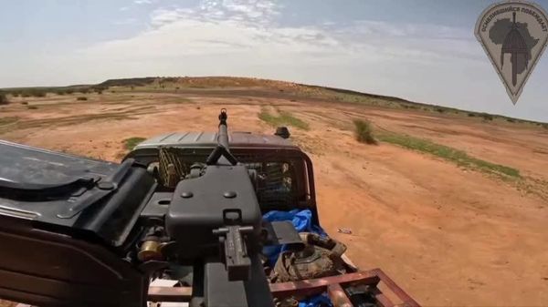 ▶ Entraînement de militaires de l'Africa Corps russe au Mali - Sputnik Afrique