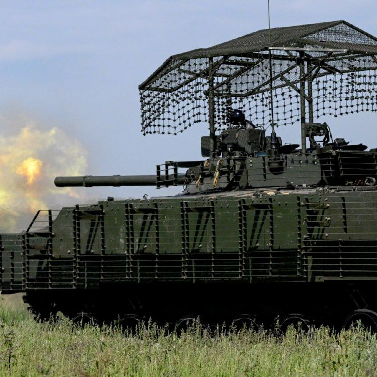 Russian Forces Have Liberated Novogrishino in DPR & Zorevka in