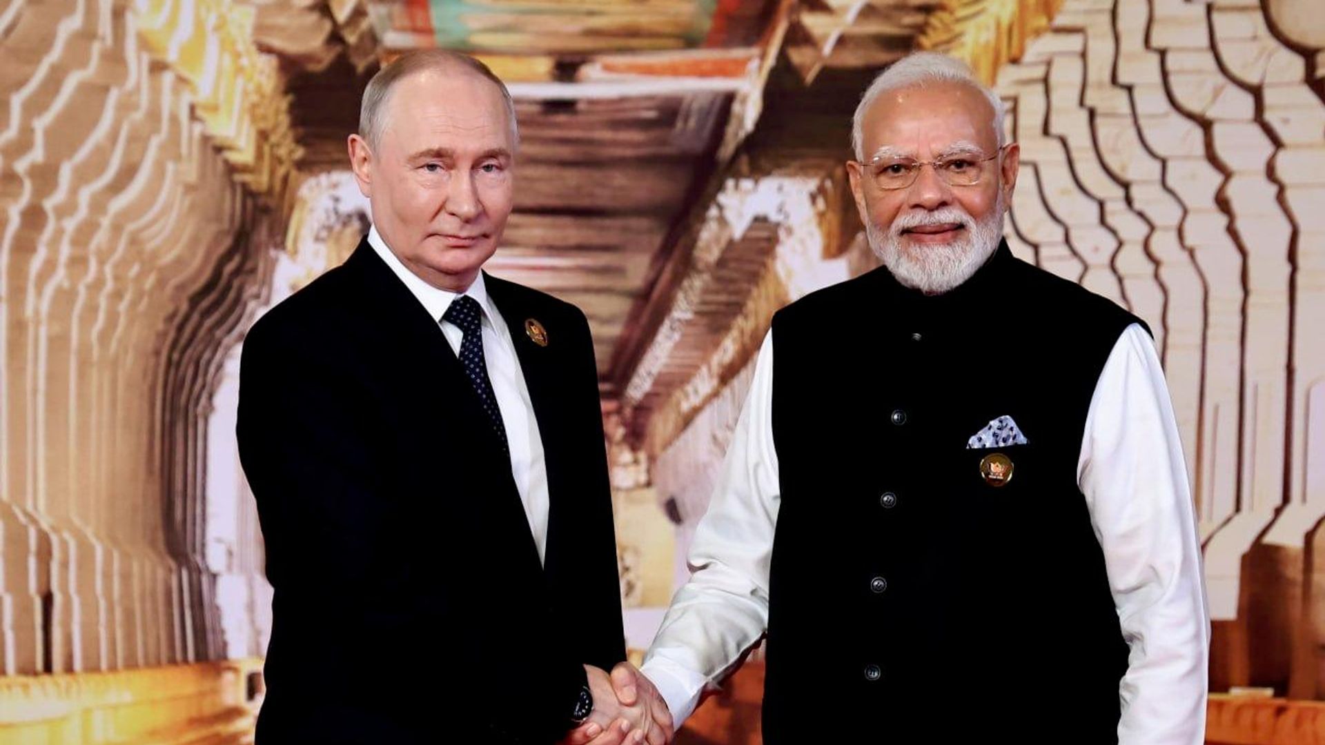 Jardin en fleurs vs jungle sauvage, crépuscule du système unipolaire, les BRICS s'imposent: déclarations clés de Poutine à New Delhi Jardin en fleurs vs jungle sauvage, crépuscule du système unipolaire, les BRICS s'imposent: déclarations clés de Poutine à New Delhi - Sputnik Afrique, 1920, 12.09.2026