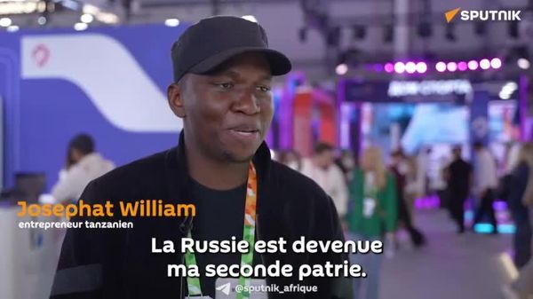 Les Russes sont désireux d'apprendre avec nous: un entrepreneur tanzanien salue les opportunités de réseautage du Festival mondial de la jeunesse - Sputnik Afrique