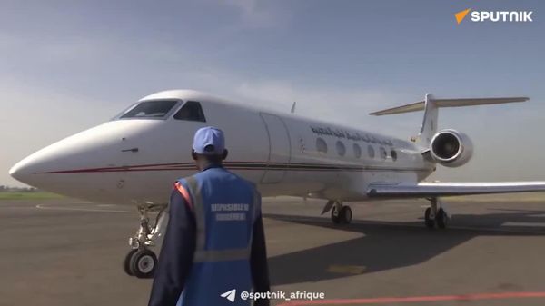 Le Premier ministre algérien est arrivé à Bamako ce 14 septembre, un entretien avec Assimi Goïta prévu - Sputnik Afrique