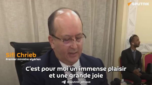 Premier ministre algérien au Mali: une redynamisation des relations fraternelles et séculaires - Sputnik Afrique
