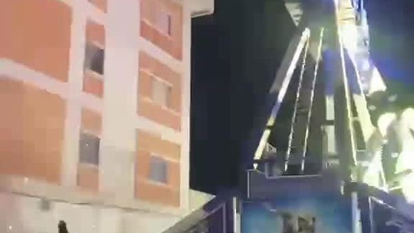 Ride Swings Inches From Building in Reggio Calabria, Italy - Sputnik Africa