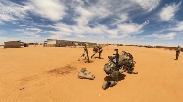 Nouhoum Sarr: La paix reviendra dans un Mali uni, fort et souverain - Sputnik Afrique
