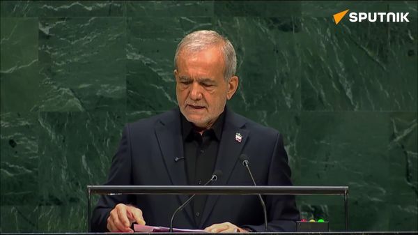 Iran will not accept “free access” to Hormuz for some while others face restrictions - President Pezeshkian at UNGA - Sputnik Africa