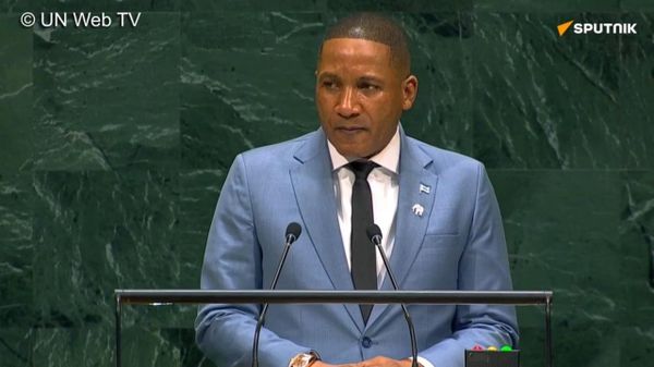 Le dividende démographique d'aujourd'hui pourrait devenir la crise démographique de demain – Président du Botswana à l'Onu - Sputnik Afrique