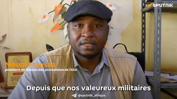 Télé de l'AES: un pas géant dans le cadre de la réponse aux assauts répétés des médias occidentaux, selon un journaliste - Sputnik Afrique