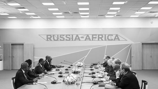 La Russie peut bâtir et accroître d'une manière substantielle le tissu industriel africain La Russie peut bâtir et accroître d'une manière substantielle le tissu industriel africain - Sputnik Afrique