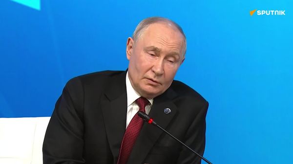 Russia supports a trilateral meeting with the US and China at APEC, but the agenda must first be defined - Putin - Sputnik Africa